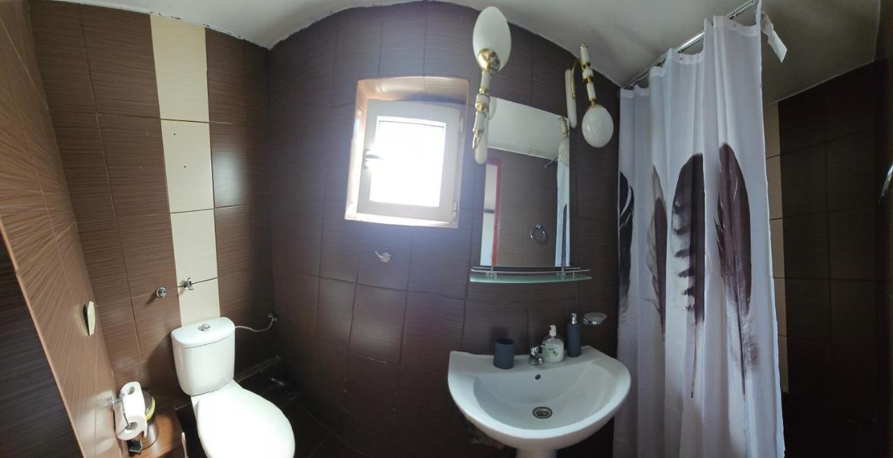 Airport Host Appartement Cluj-Napoca Buitenkant foto